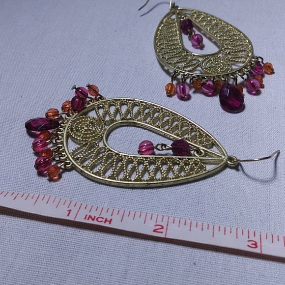 Filigree Oval Shape Earrings With Purple/Pink/Orange Stones - Picture 4 of 5
